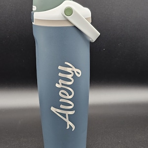 Benutzerdefinierte Owala 30 oder 40 oz Sway, personalisierte Gravur, Kinderwasserflasche Braut- und Bräutigamgeschenke, Trinkgeschenk, einzigartiges Geschenk, Wasserflasche