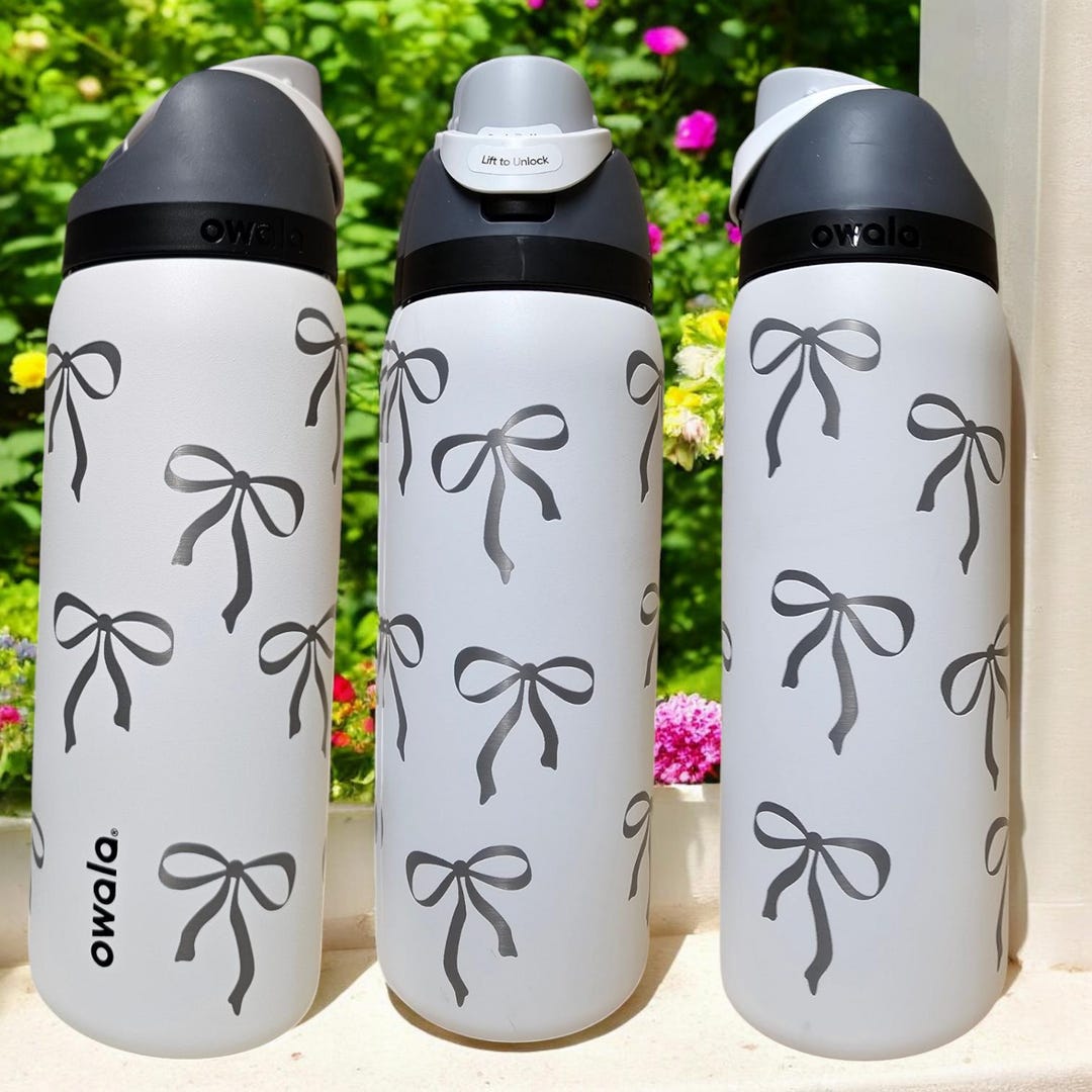 【日本未発売】owala 24オンス　水筒 Amazon | Owala フリップ断熱ステンレススチールウォーター