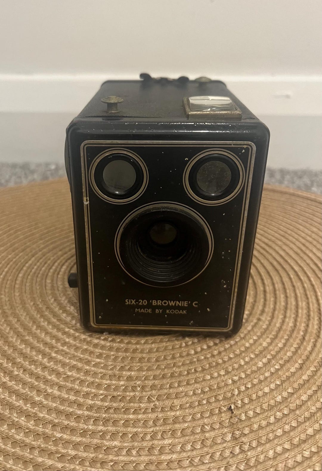1946 KODAK Six-20 BROWNIE 