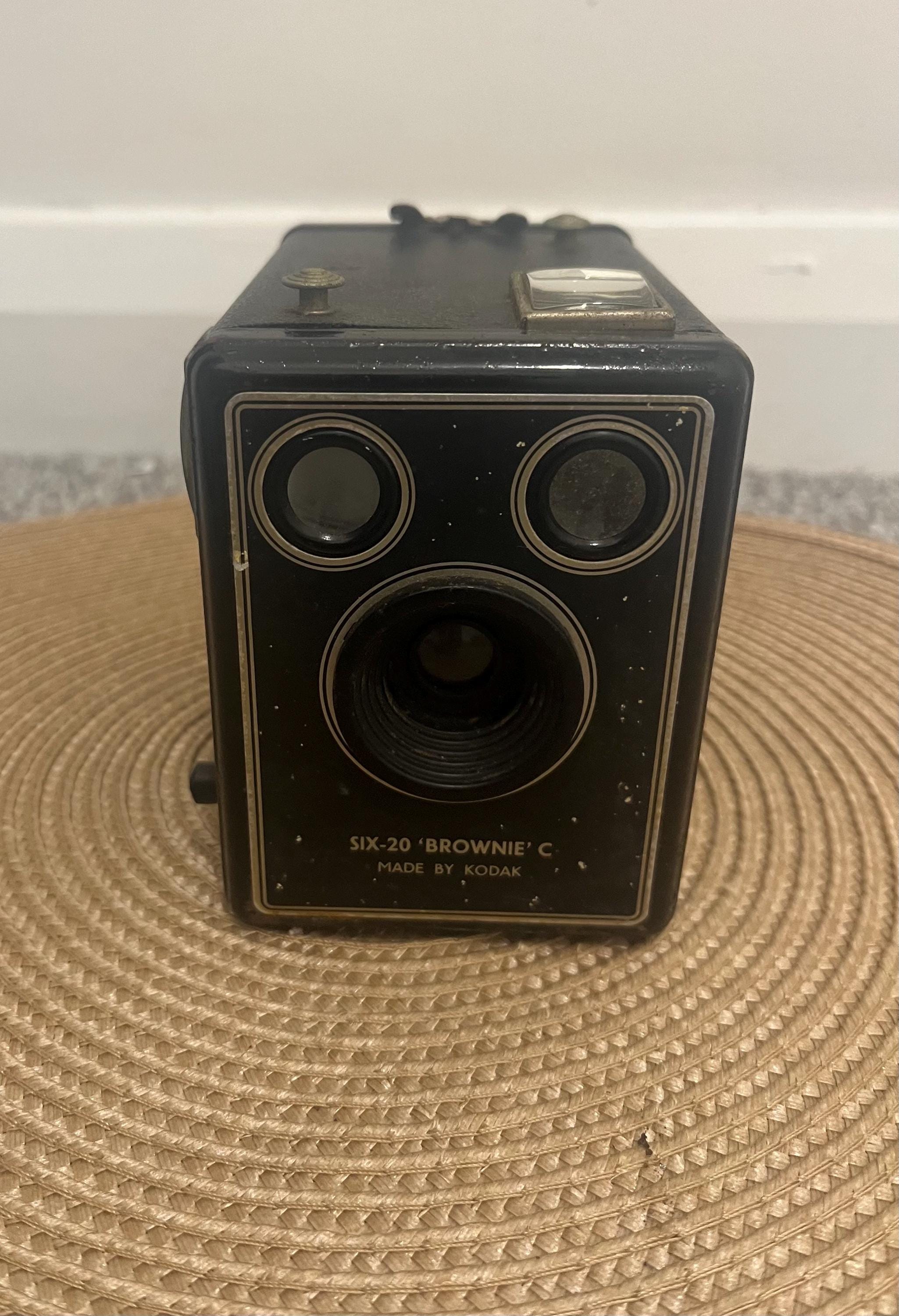 Appareil Photo Vintage Kodak SIX-20 Brownie C Avec étui En Cuir - Occasion