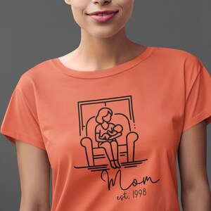 Maglietta personalizzata per la mamma, maglietta minimalista, regalo per la festa della mamma, regalo per la mamma, maglietta per la mamma, regali personalizzati per la mamma, regalo personalizzato per la mamma, maglietta per la mamma