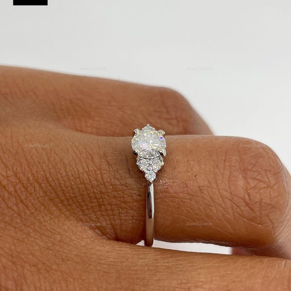 585 / 755 gold platinum ring| 0.5 CT Round cut Moissanite Diamond Ring|Engagement Wedding Ring| Halo Engagement Ring| Lab grown Stone Ring