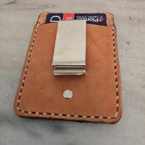 Cartera minimalista de piel, clip para cinturón.