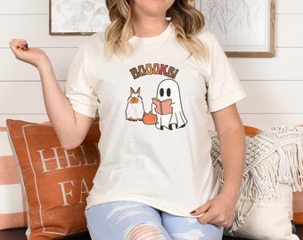 Halloween Bunny Mom Tee, Gift for Bunny Mom, Boooks Shirt for Rabbit Mama, Halloween Rabbit T-shirt, Rabbit Lover