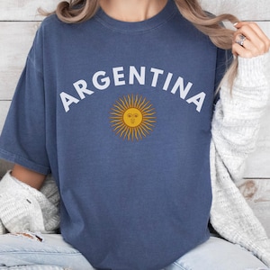 アルゼンチンサンデザインTシャツ：サッカーゲームシャツ、旅行ギフト