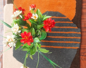 Hand Tufted Wool Rug: Irregular Shape, Custom Size