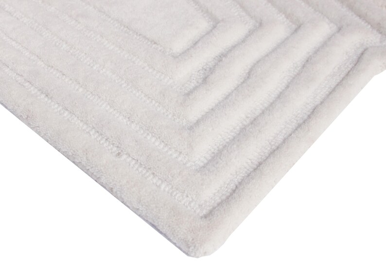 Hand Tufted Rug Irregular Shaped Rug, Ivory Rugs for living room Handmade tufted rug Irregular rug Modern Bohemian custom Funky shape Rug