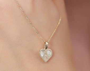 TINGN Collana da donna oro/argento con ciondolo a forma di cuore – Collana da donna in oro 14 carati riempita con lettera a forma di cuore, alfabeto, piccola collana iniziale per donne