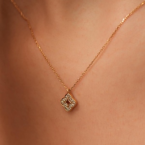 14K Gold Quatrefoil Diamond Pendant Necklace – Dainty Floral-Inspired Luxury Gift For Her, Fine Everyday Gold Chain, Minimalist Jewelry