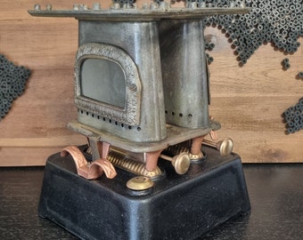 Husqvarna Beatrice cast iron petroleum stove , Petroleum lamp
