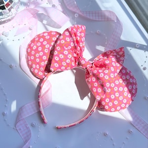 Pink and White Daisy Floral Minnie Ears