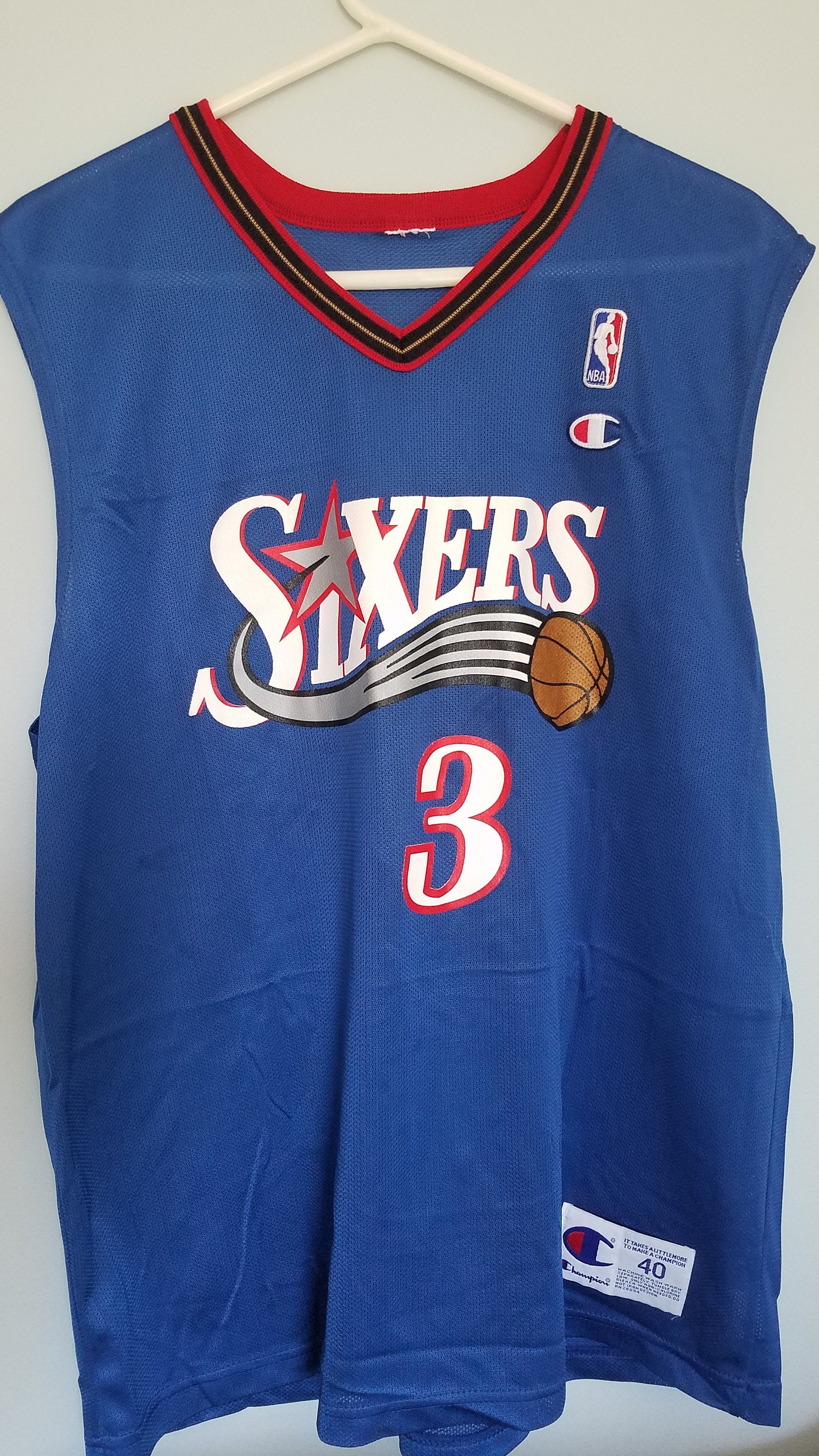 Vintage Style Philadelphia 76ers Sixers NBA #3 Iverson T-Shirt Youth Large 14-16