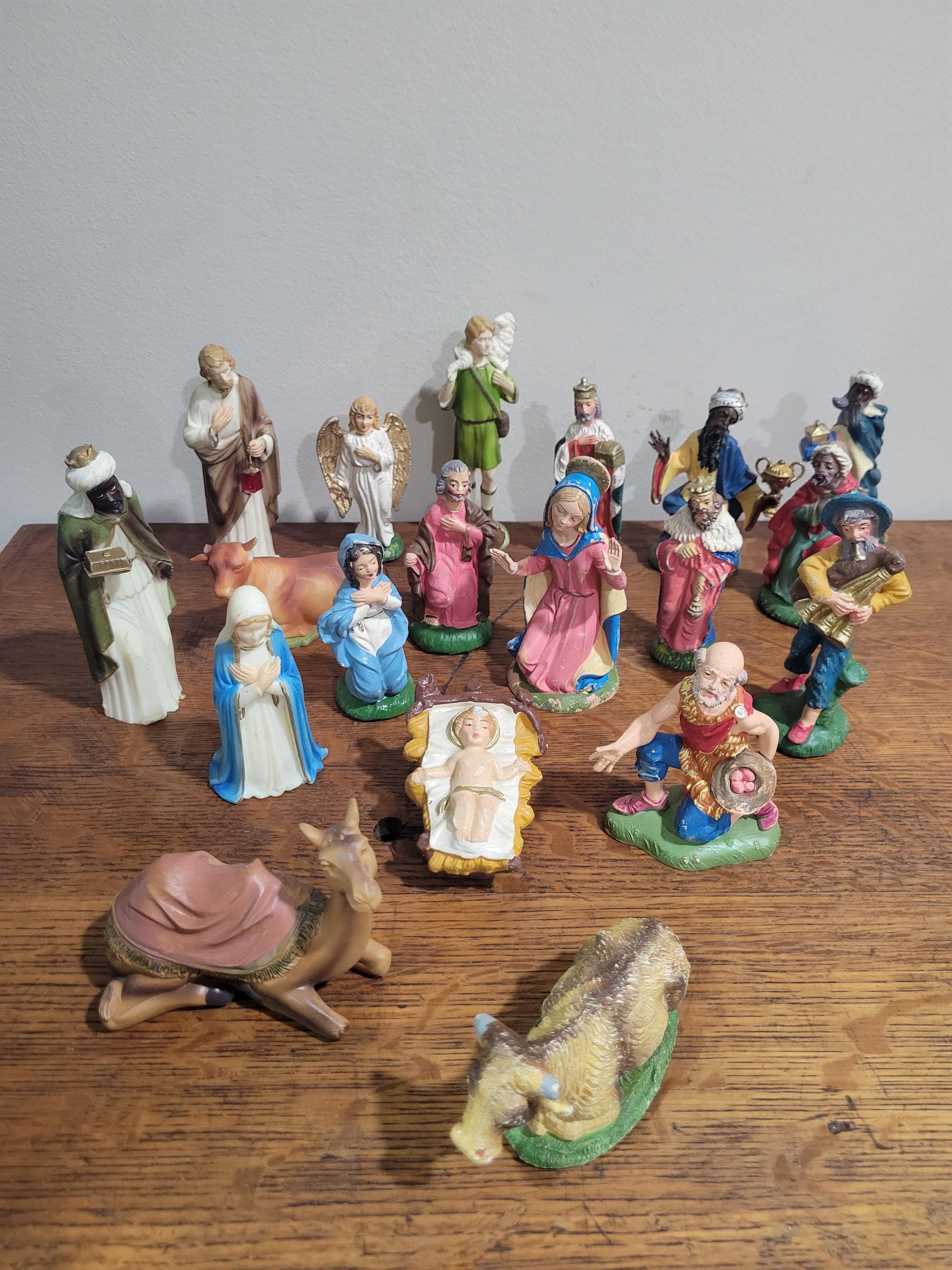 ARKRAFT Nativity Paper Rock Or Earth 4 Pieces Made Dominican Republic