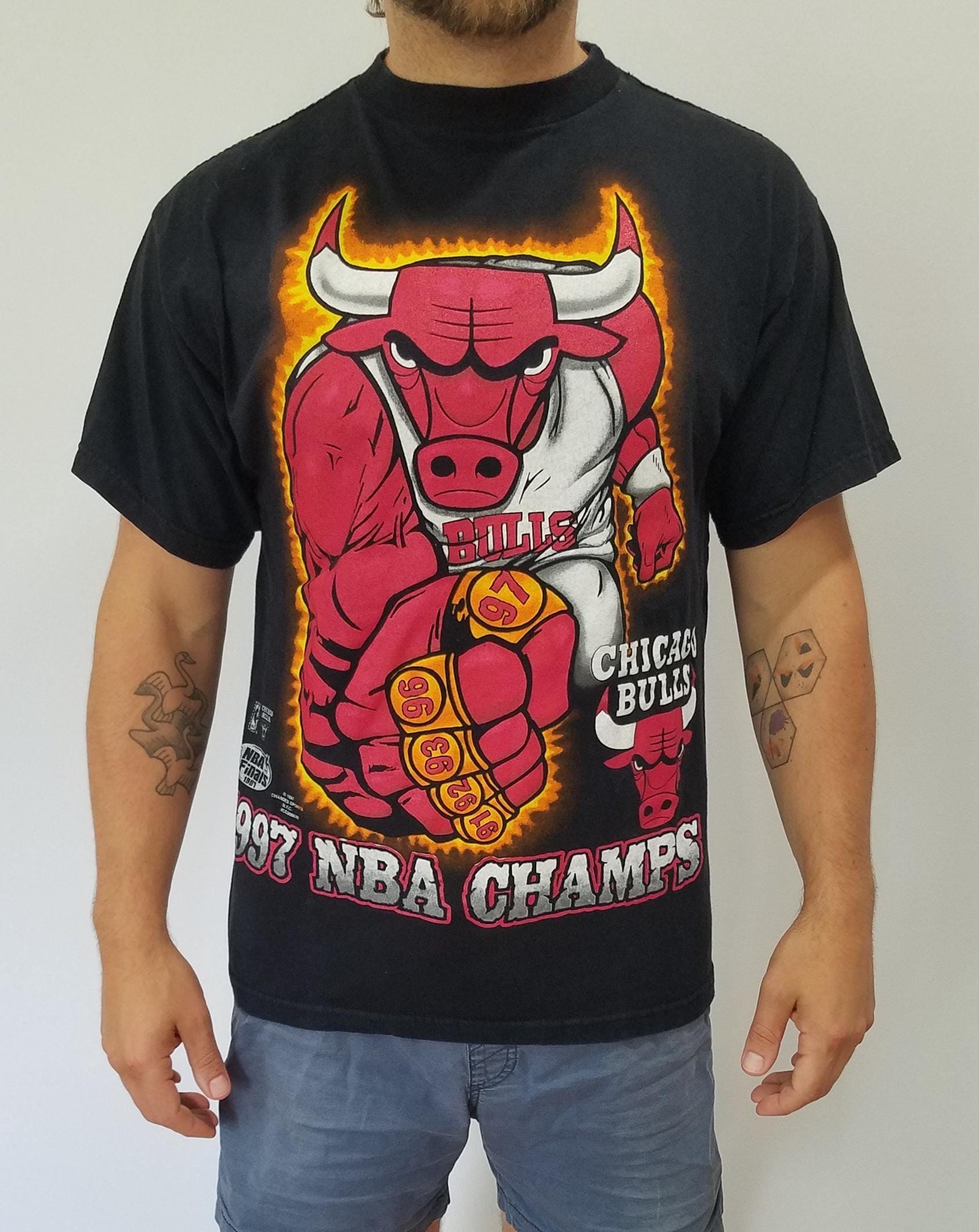 ヴィンテージ 1997年 伝説のNBAシカゴ・ブルズ ファイナルチャンピオン