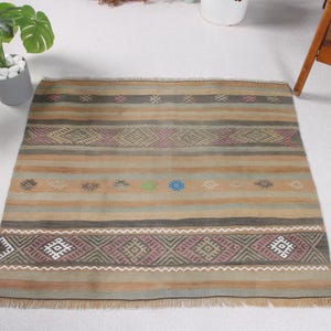 Turkish Kilim, Vintage Kilim, Small Kilim, Patterned Oushak Kilim, Rugs For Bathroom, 3.5x3.1 ft Green Kilim, Colorful Vintage Rug,