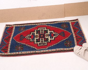 Vintage Rug, Small Rugs, Turkish Rug, Antique Rugs, Rugs For Entry, 1.8x3 ft Red Rug, Anatolian Rug, Door Mat Rug, Small Turkish Rug,  1393