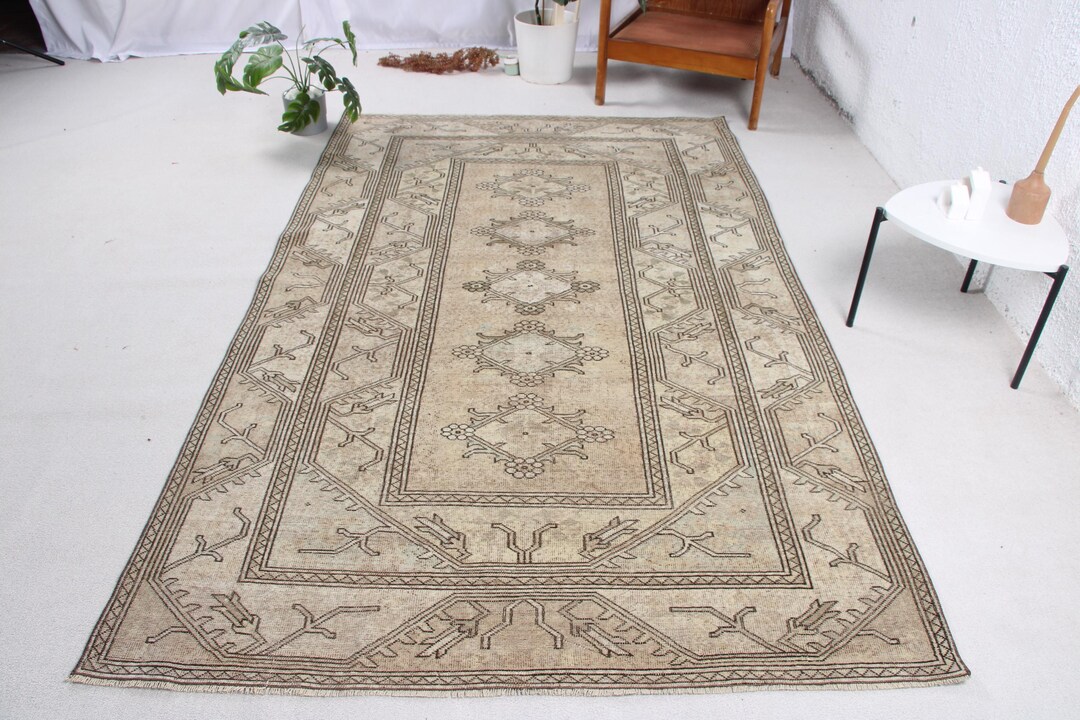 Vintage Large Rug 5.1x8.4 Ft, Turkish Brown Bordered Wool Rug - Etsy