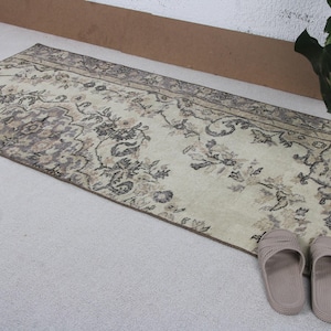 Turkish Rug Small Rugs Vintage Antique For Entry 2.4x5.1 ft Beige Home Decor Bath Mat Cute Hand Knotted Bohemian Vintage Kitchen Decorative