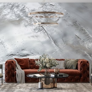 Carta da parati con superficie in metallo argentato, murale monocromatico grigio astratto, frottage bianco con texture in pietra, dimensioni personalizzate stacca e attacca, bagno di lusso