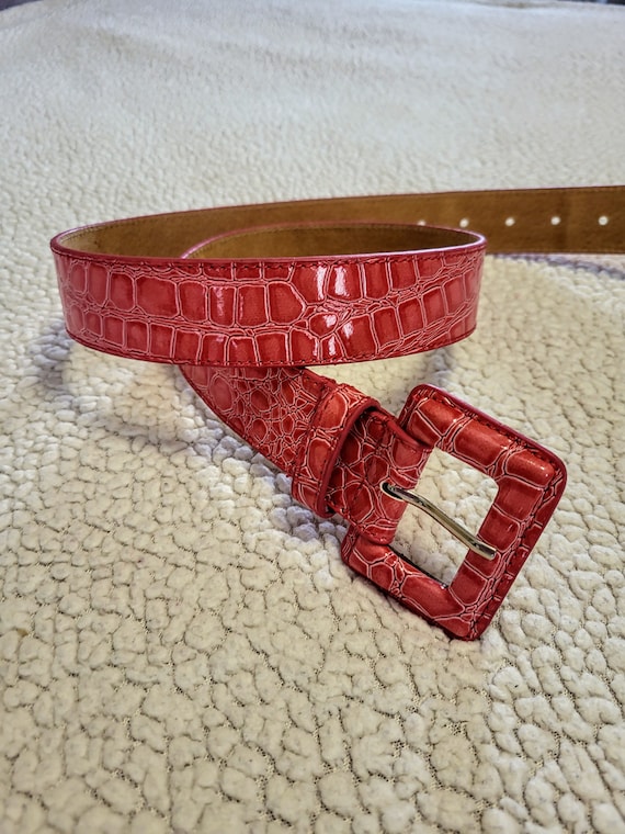 Vintage Croc Embossed Wide Fuchsia Belt With Buckle/women  display picture 2