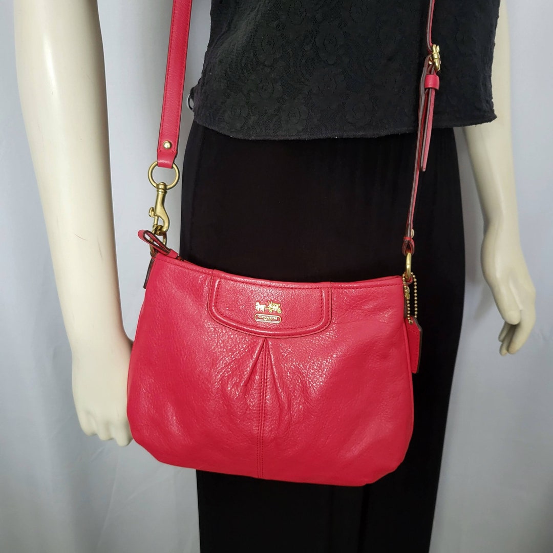 Raspberry coach purse sale