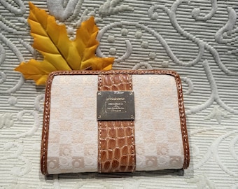 Dooney & Bourke Taupe Leather Wallet with Brown Trim and Logo Dooney and Bourke Wallet Tan - Etsy main image 2