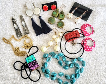 6点セット（ネックレス3点、ブレスレット3点、イヤリング3点） - Etsy 日本