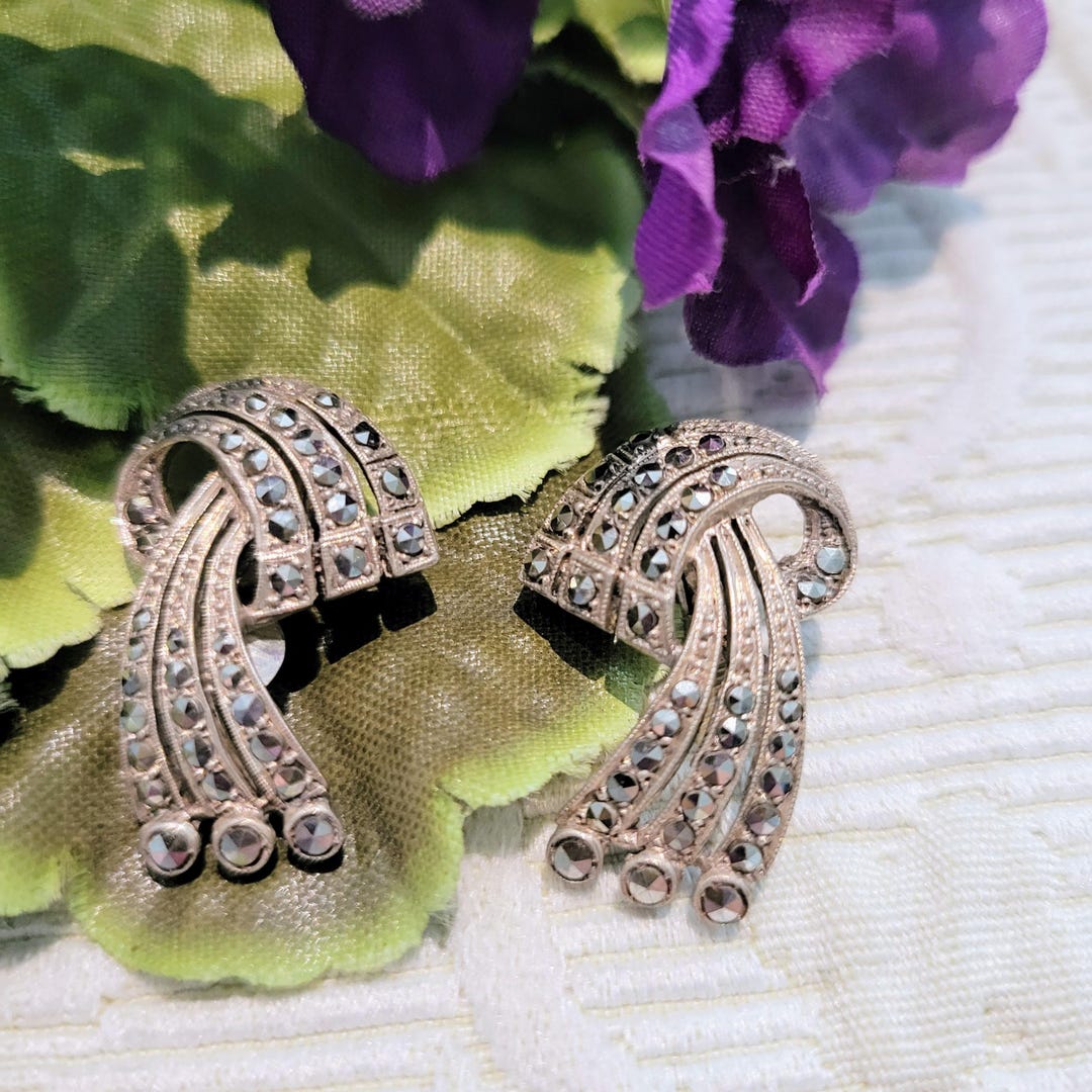 Rare Find Art Deco Marcasite Gemstones 335 Stamped White