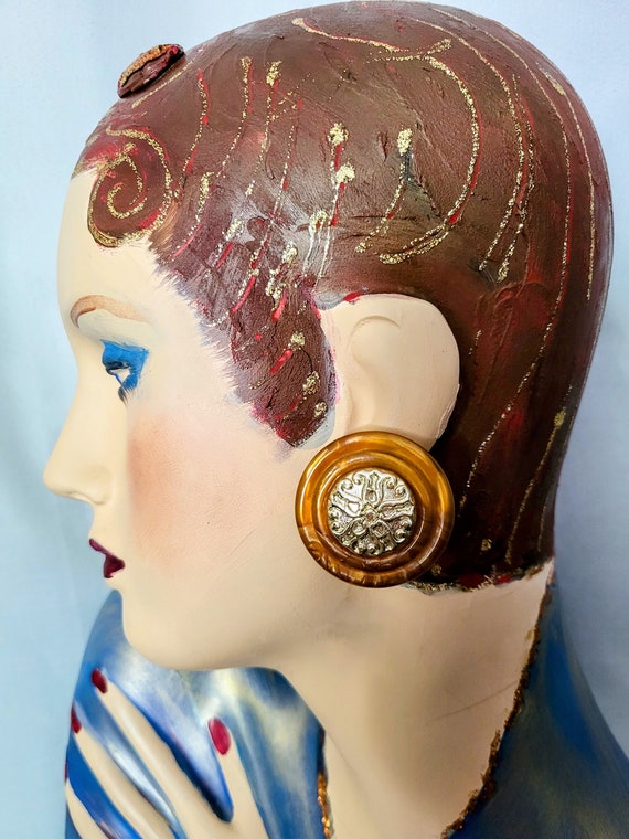 Large Round Button Style Goldish Tortoiseshell-li… - image 4