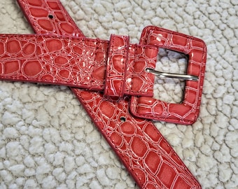 Vintage QUIN Cast Bronze Croc-Embossed belt QUIN Vintage Red Croc Embossed Belt With Unique Cast Bronze  main image 3