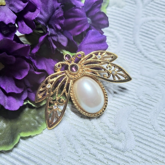 Vintage AVON Gold Tone Butterfly Brooch: Rhinestone & Faux  display picture 2