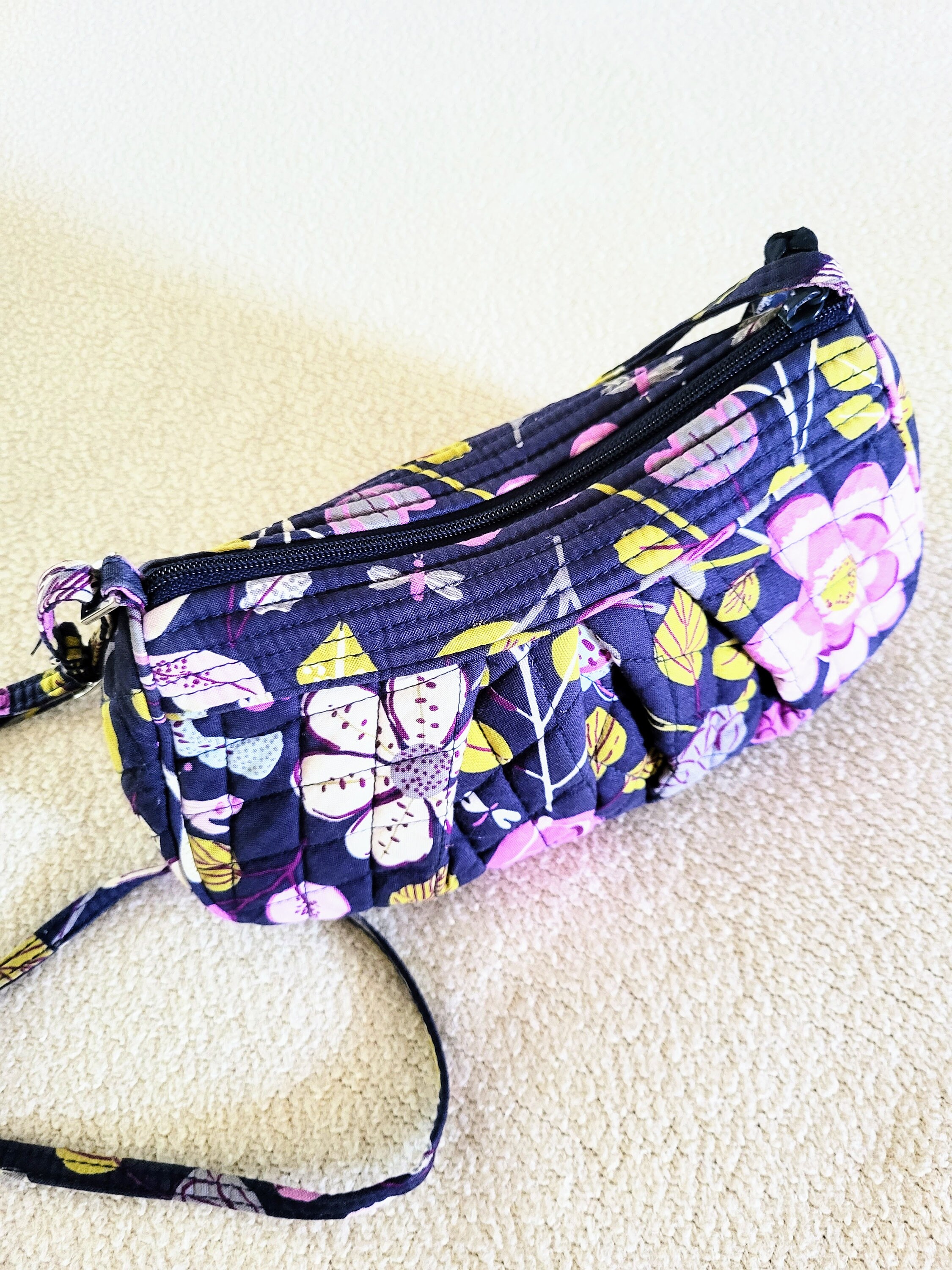 Vera Bradley Pink Ribbon Crossbody Bag-Navy floral Vera Bradley Ribbon Shoulder Bags | Mercari main image 2