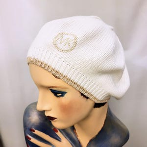 MICHEL KORS Knitted White Winter Slouchy Beret/gold Sparkles  display picture 3