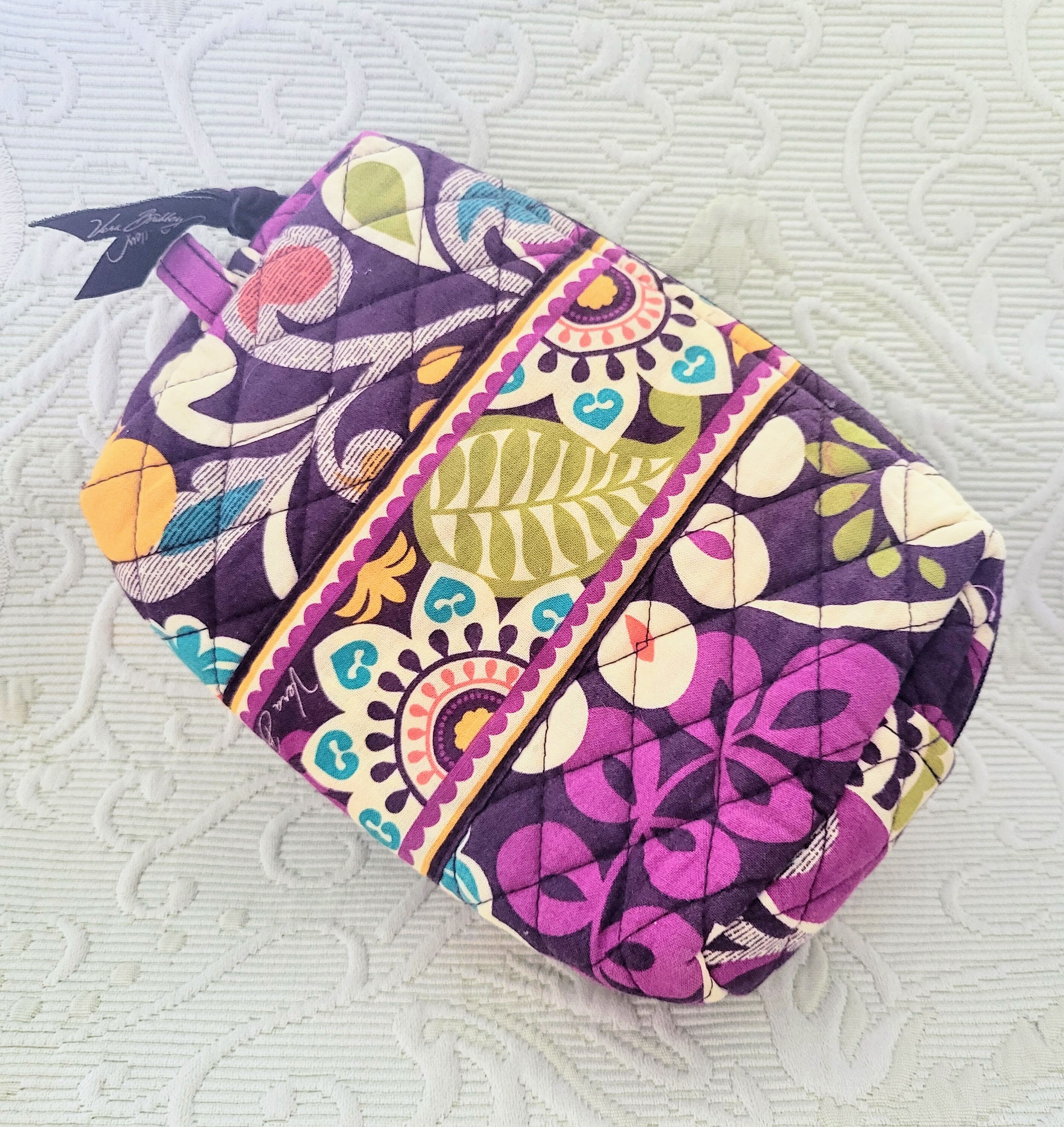 VERA BRADLEY Zippered Cosmetic Bag Plum Crazy Floral Patter/makeup