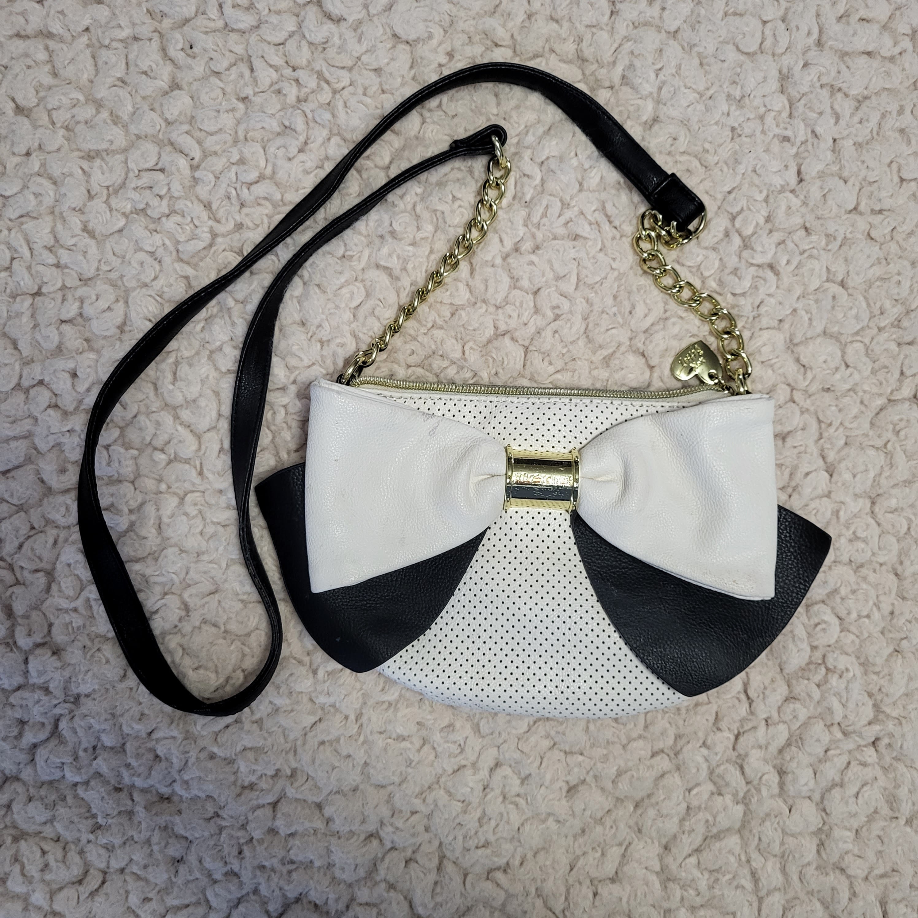 Betsey Johnson Black & White Bow Faux Leather Backpack Betsey Johnson White Bows Black Faux Leather Backpack | eBay main image 3