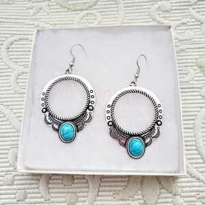 Western Style Dangle Earrings/Oval Silver Tone Stamped Drop Earrings/Blue Faux Turquoise Cowgirl Jewelry/Statement Boho Earrings Gift/no.299