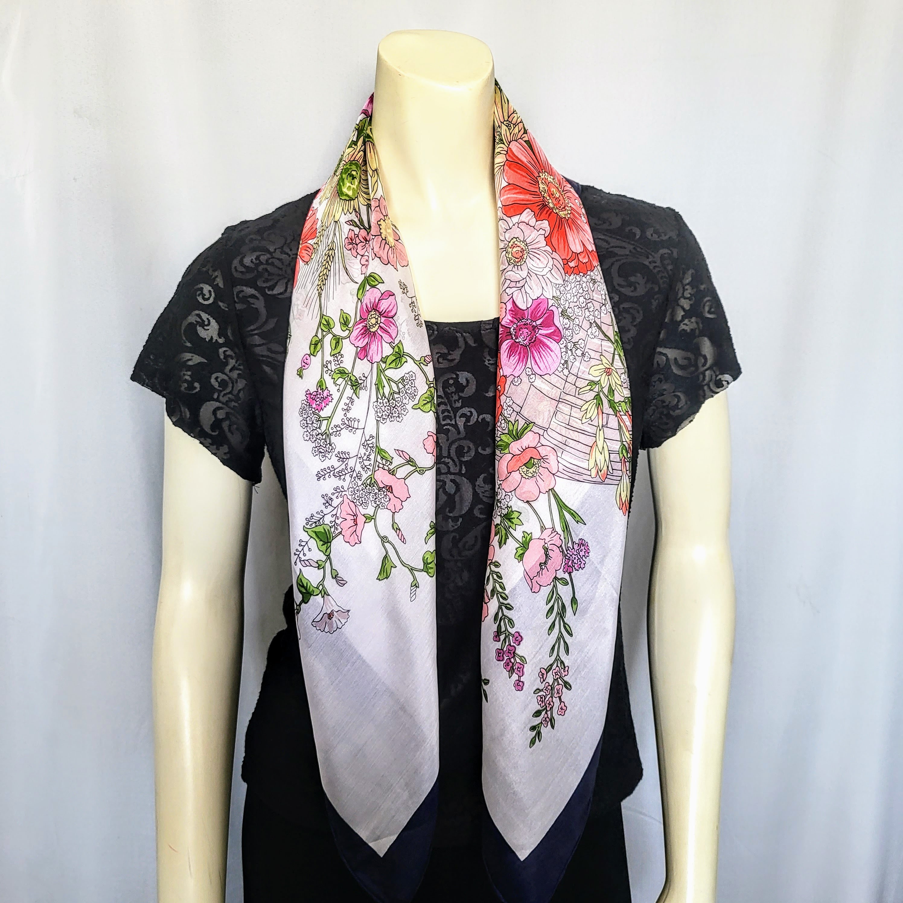 HYSFORM / FLORAL LARGE SCARF (スカーフ) 100% SILK Bright Floral Pattern Large Square Scarf/ Super