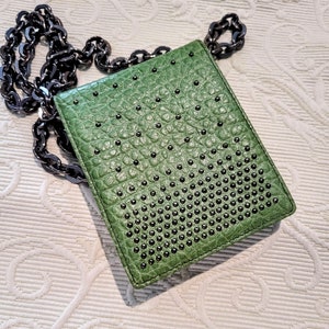 Lime Green Genuine Leathe Small Foldet Crossbody Wallet/Correa de cadena negra pesada y mini cuentas de metal Decoración/Convinien abd Handy/Gift Idea/145