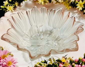 Mikasa Tulip Pink Frosted Crystal Glass 11” Bowl