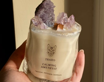 Traho Calming Amethyst Crystal Infused Soy Wax Natural Candle With Wooden Wick And Glitter Powder