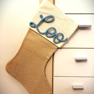 Meia de Papai Noel personalizada com letras de lã, crachá, botas de Natal, bolsa, nome de malha, presente, calendário do Advento, juta