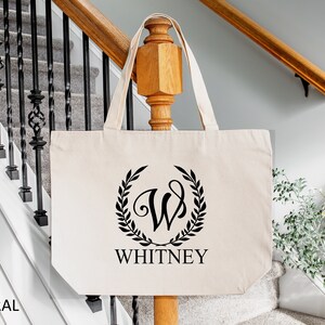 Custom Initial Tote Bag, Bachelorette Gift, Bridesmaid Tote Bag, Bridal Party Bag, Wedding Tote Bag, Bridesmaid Gifts, Personalized Tote Bag