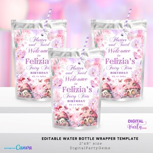 Könnte beinhalten: Drei Wasserflaschen-Verpackungen mit Feen-Motiv. Jede Verpackung zeigt ein rosa-lila Blumenmuster, Feenhäuser, Schmetterlinge und den Text "Flutter and Swirl Welcome to Felizia's Fairy Firts Birthday 02-14-2024". Enthält einen lila-weiß gestreiften Strohhalm.