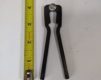 Bicycle Chain Link Remover/Unbender For On-bike Toolkit