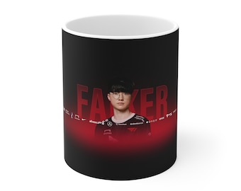 T1 Faker LoL personalized mug. League of legends T1 team Worlds 2023 split Zeus, Oner, Faker, Gumayusi & Keria. Faker Banner Mug.