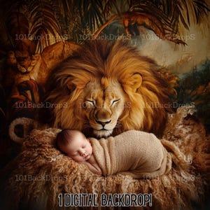 Puede incluir: Un bebé recién nacido duerme plácidamente sobre una alfombra peluda marrón, acurrucado junto a un gran león marrón con los ojos cerrados. El fondo presenta una pintura de una escena de jungla con exuberante follaje verde y un león marrón.