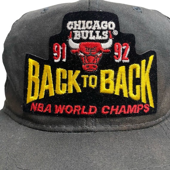 Vintage Chicago Bulls 1992 Back to Back World Cha… - image 2