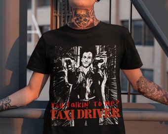 【SALE】Vintage Movie / Taxi D Tshirt Vintage 90s Taxi Driver Shirt XL White Robert Deniro Movie Promo