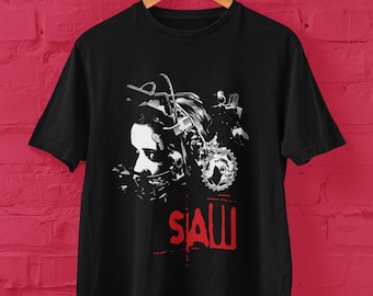 SAW Horror Movie Crewneck T-shirt, Scary Movie Tee Shirt Gift for Film Geeks Nerds Lovers, Men & Women, Conjuring Insidious, Halloween Shirt