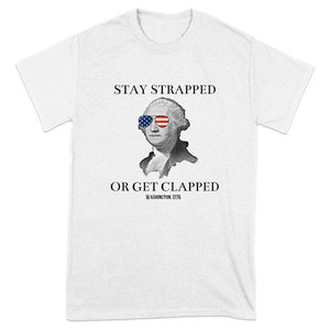 Stay Strapped or Get Clapped Tシャツ　ブーさん Stay Strapped or Get Clapped - Pooh Outline Design Version